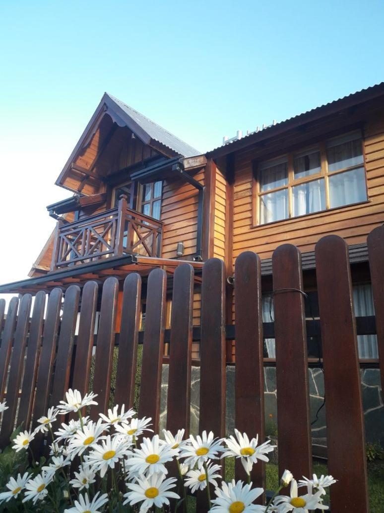 Ushuaia Lodge 2*