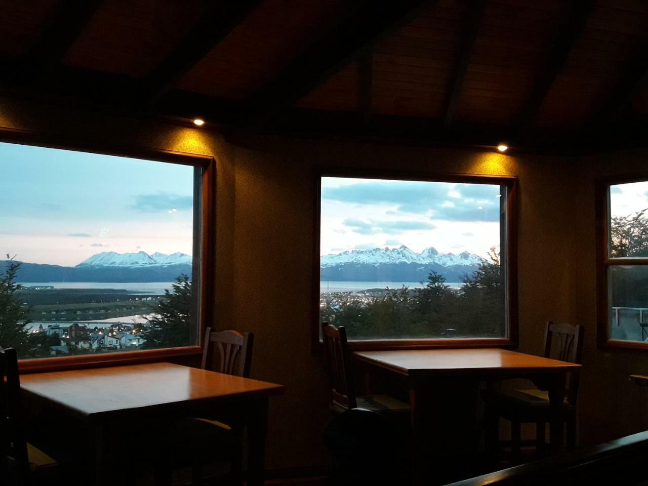 Hotel Ushuaia Lodge 2*