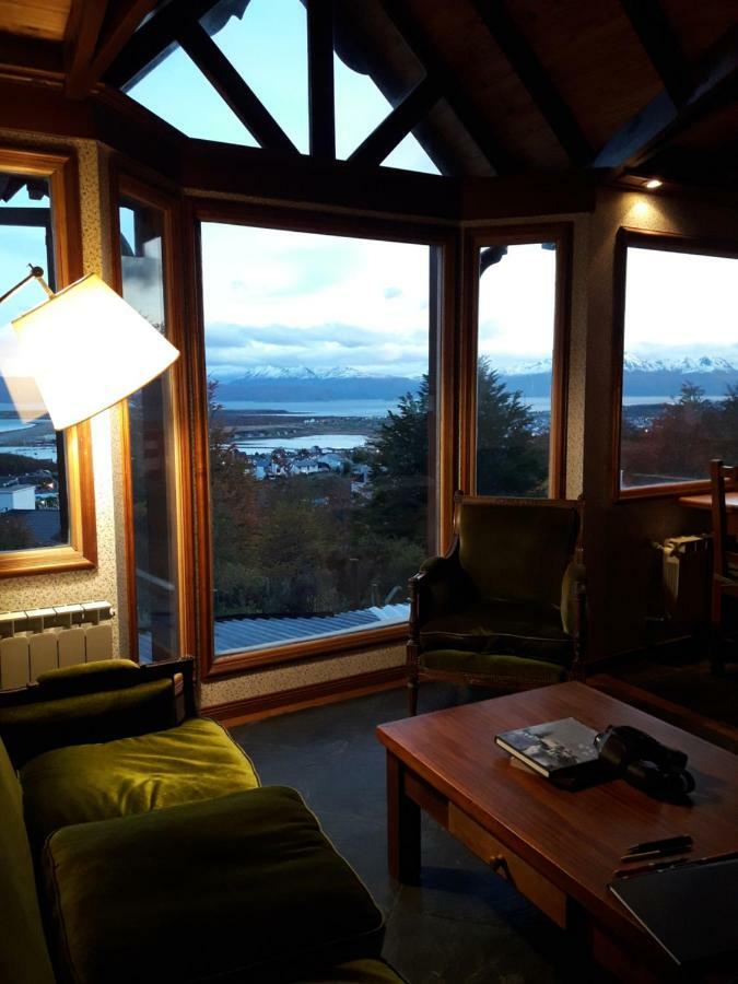 Hotel Ushuaia Lodge 2*